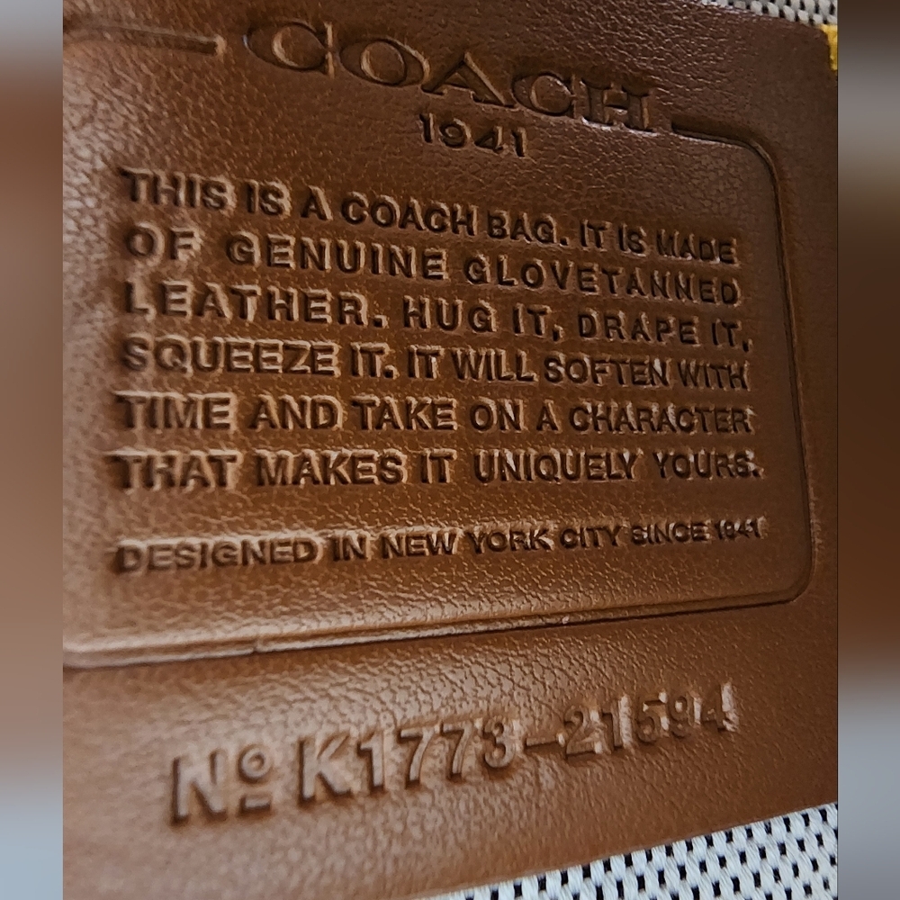 Coach 1941 Soho Crossbody in Colorblock - Picture 16 of 17